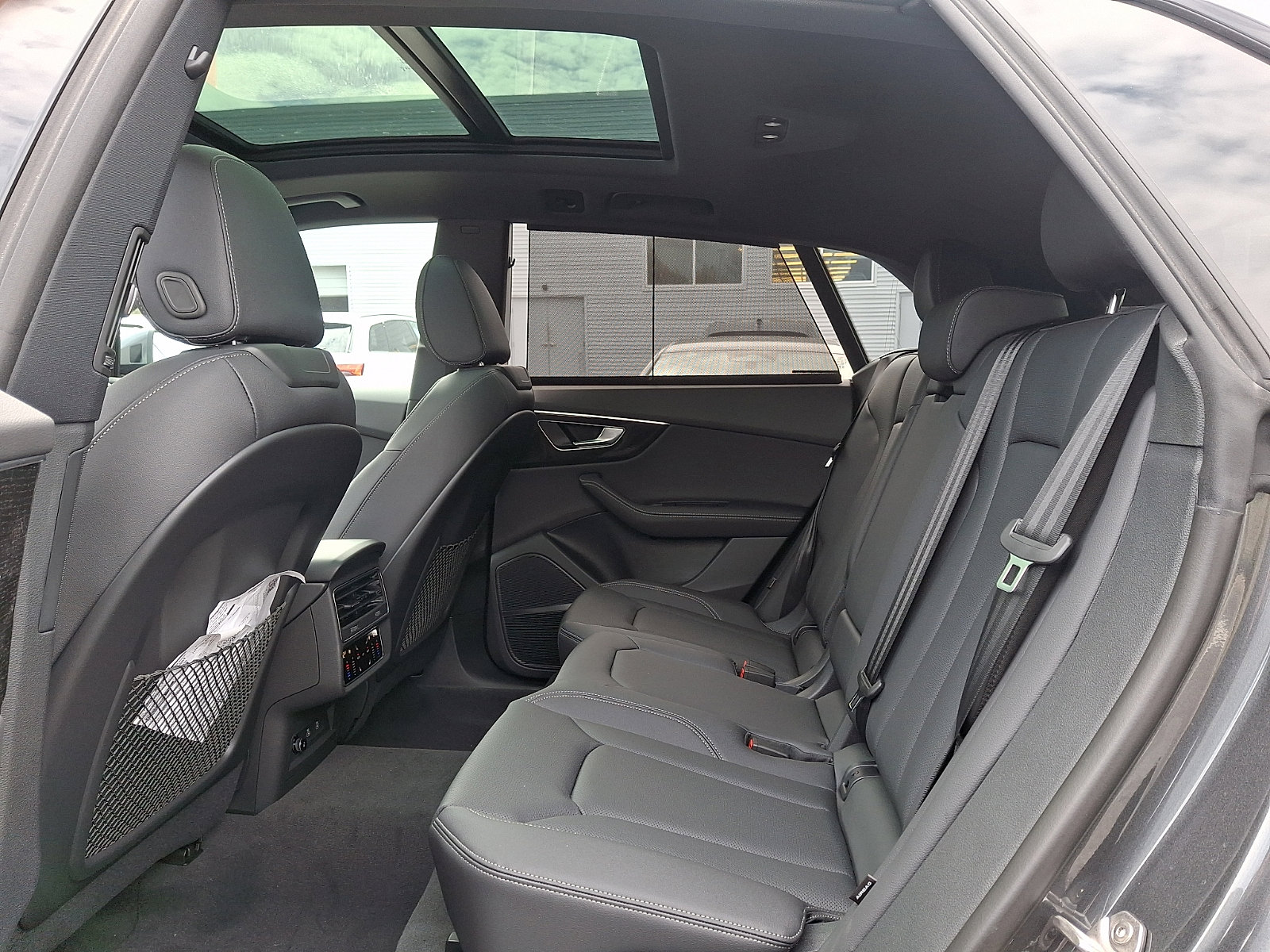 New 2026 Audi Q8 Premium Plus image 6