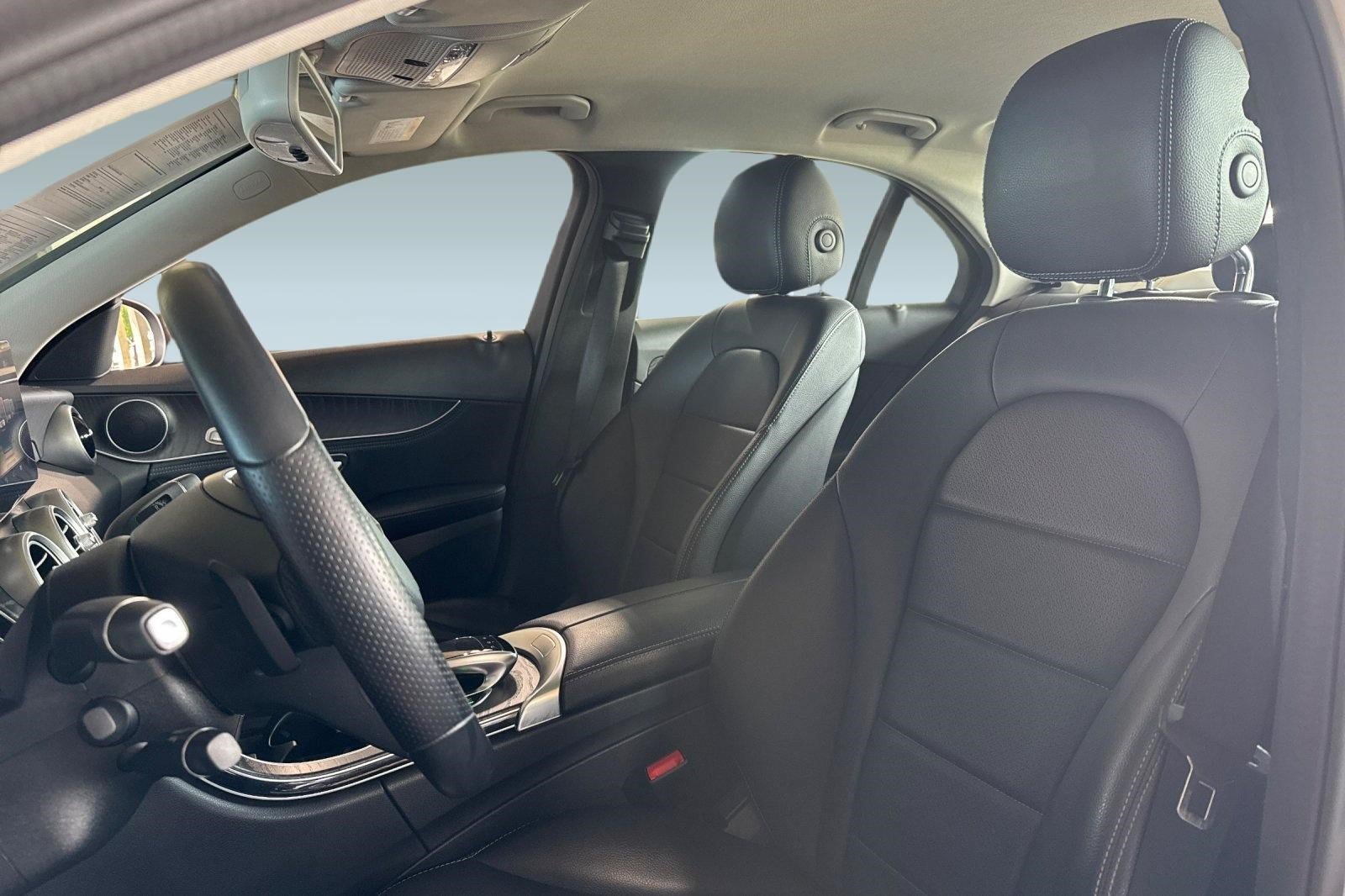 Used 2016 Mercedes-Benz C 300 Sedan image 23