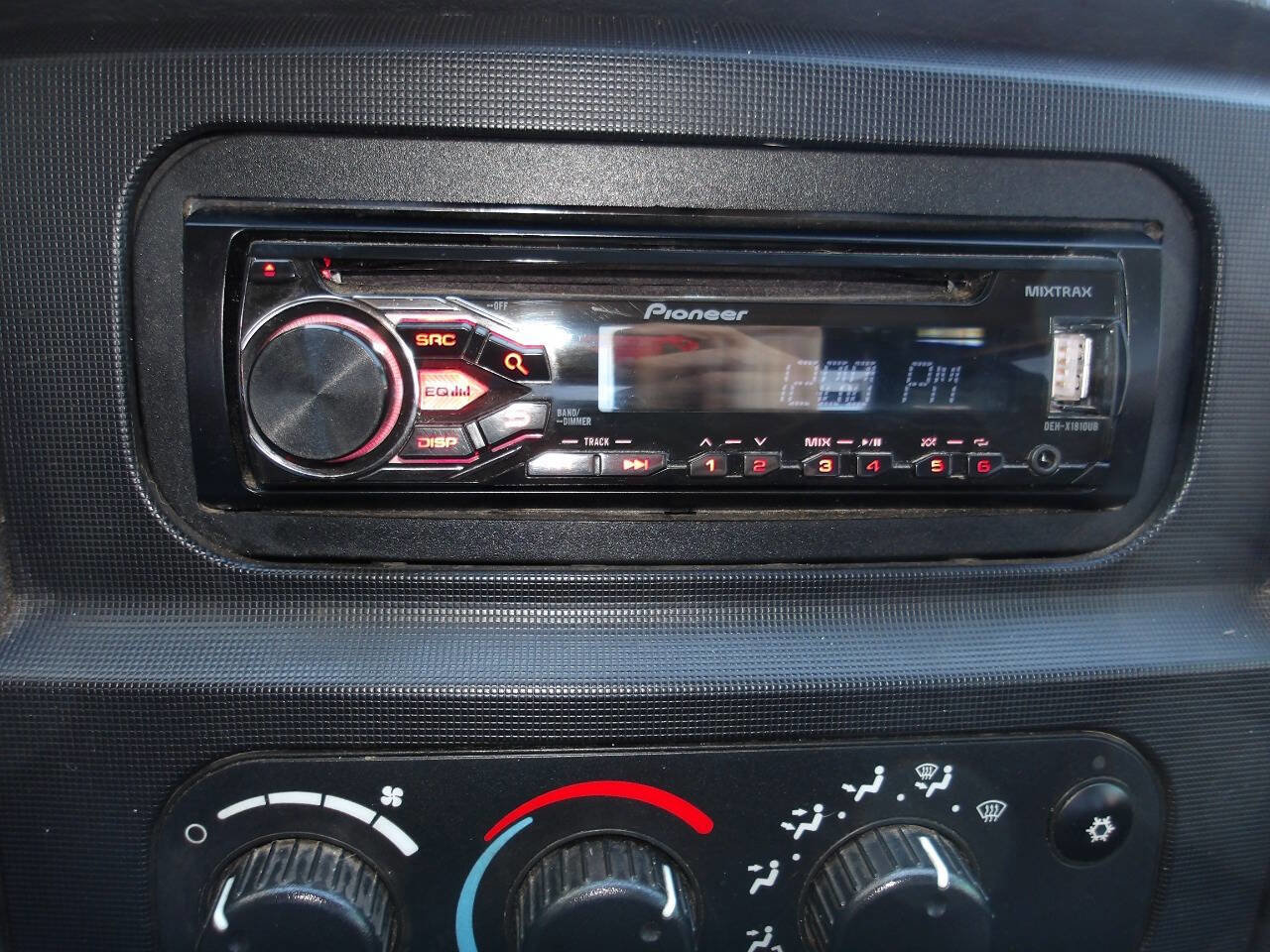 Used 2004 Dodge Ram 1500 Truck ST w/ Trailer Tow Group image 12