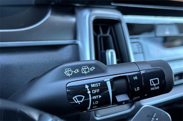 Used 2022 Kia Sorento S image 41