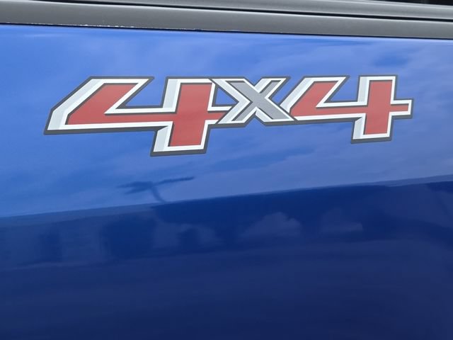 Used 2018 Chevrolet Colorado LT w/ Luxury Package, Chrome AWD/4WD image 4