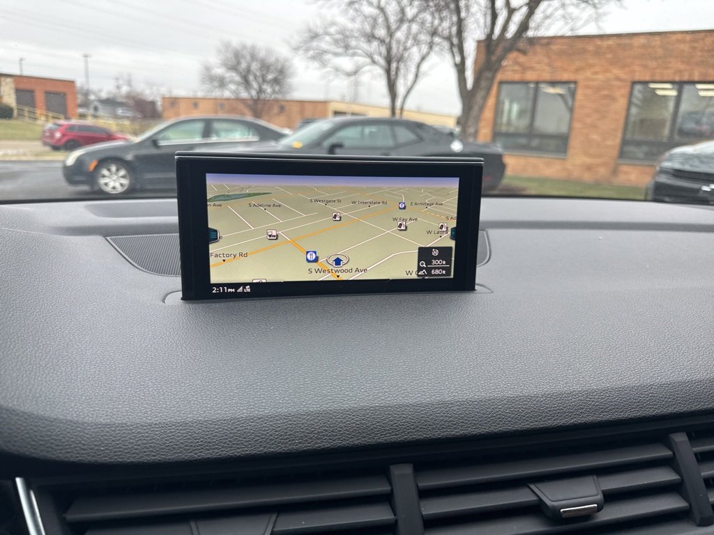 Used 2017 Audi Q7 3.0T Premium Plus image 12