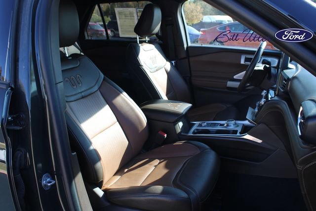 Used 2023 Ford Explorer King Ranch w/ Technology Package image 11