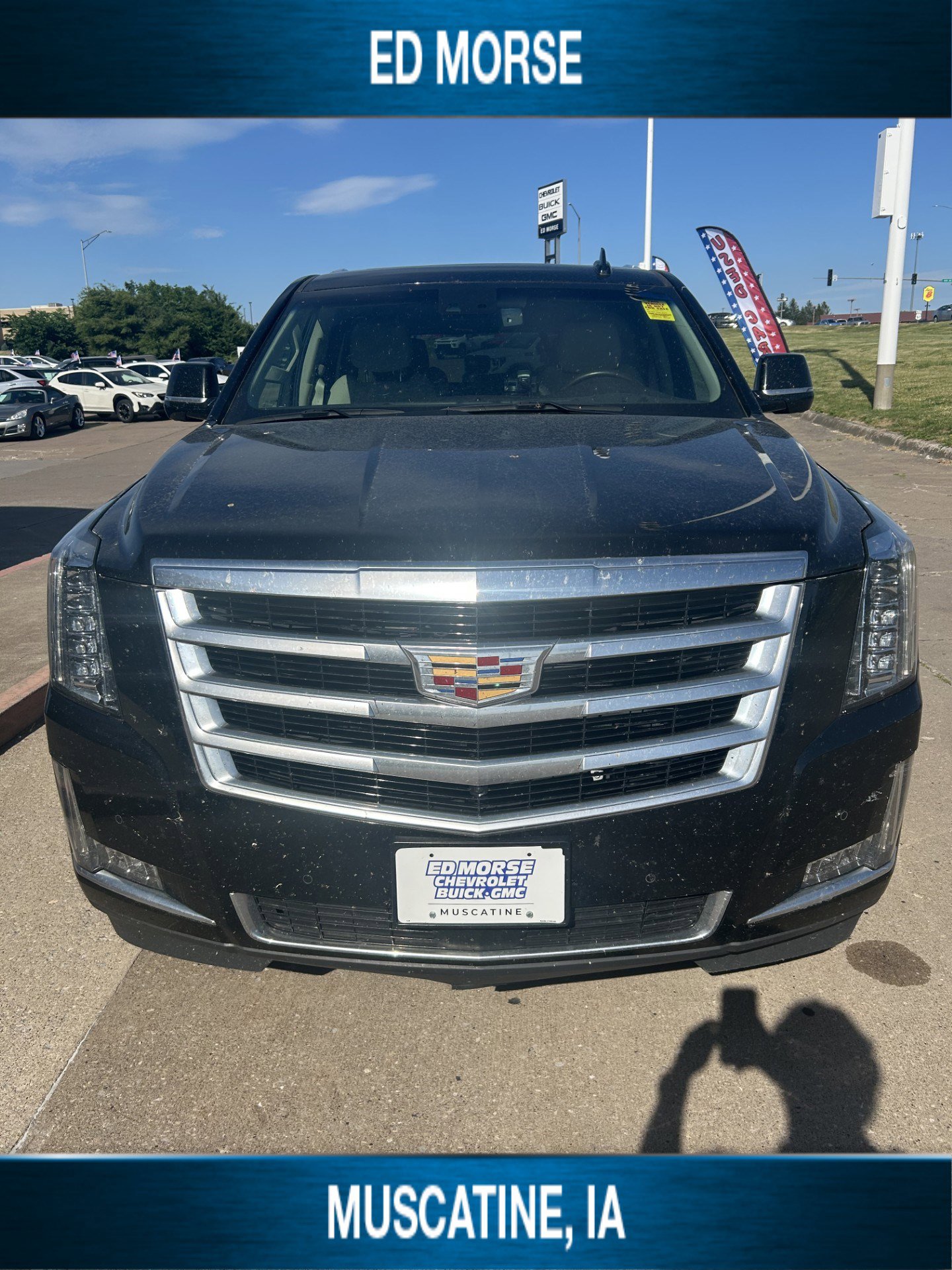 Used 2016 Cadillac Escalade Premium AWD/4WD image 6