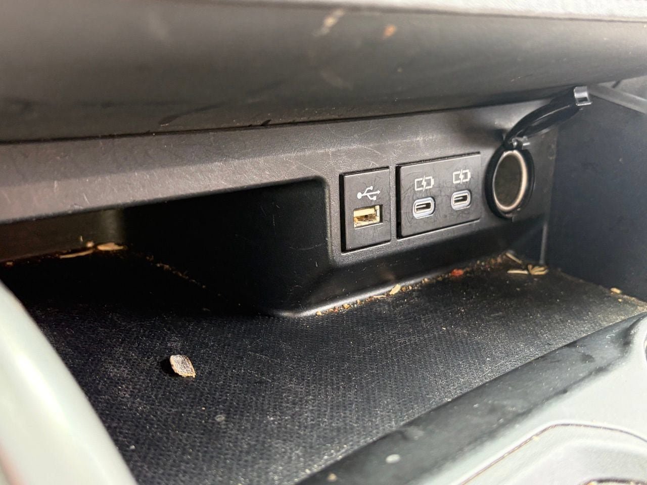 Used 2023 Toyota Highlander LE AWD/4WD image 10