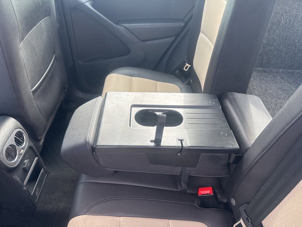 Used 2017 Volkswagen Tiguan Limited image 34