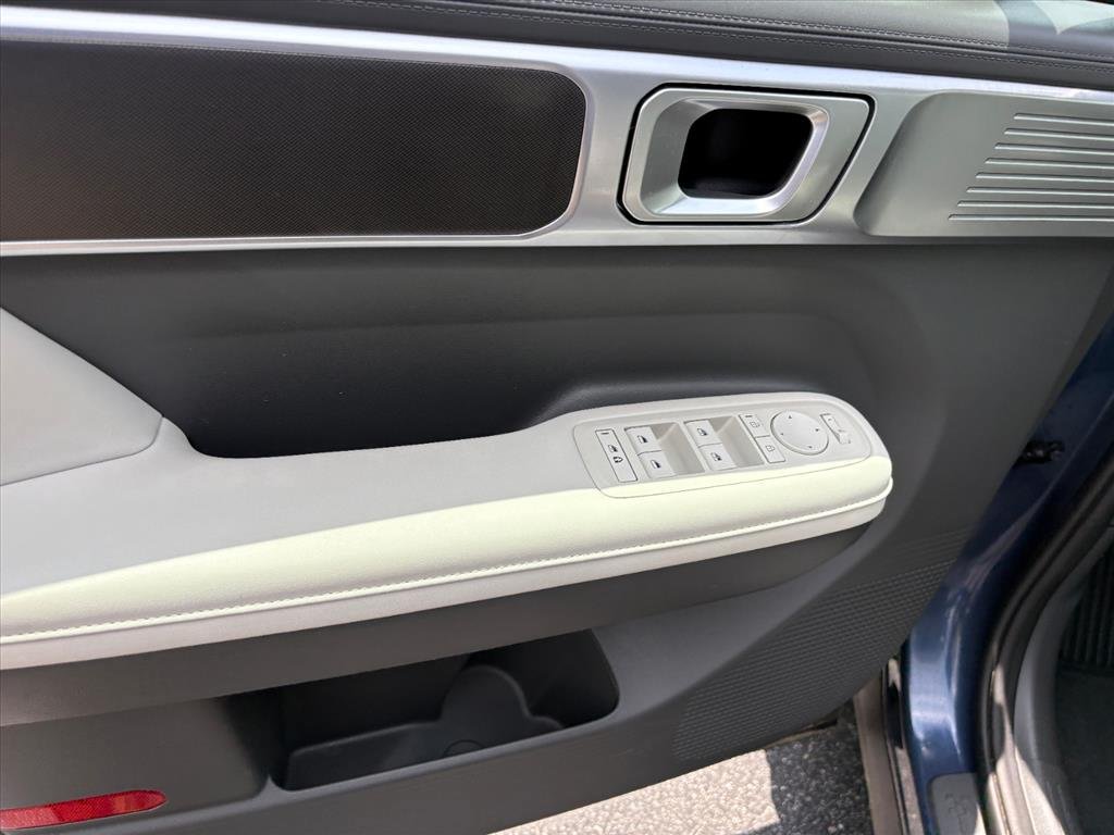 Certified 2025 Hyundai Santa Fe SEL AWD/4WD image 21