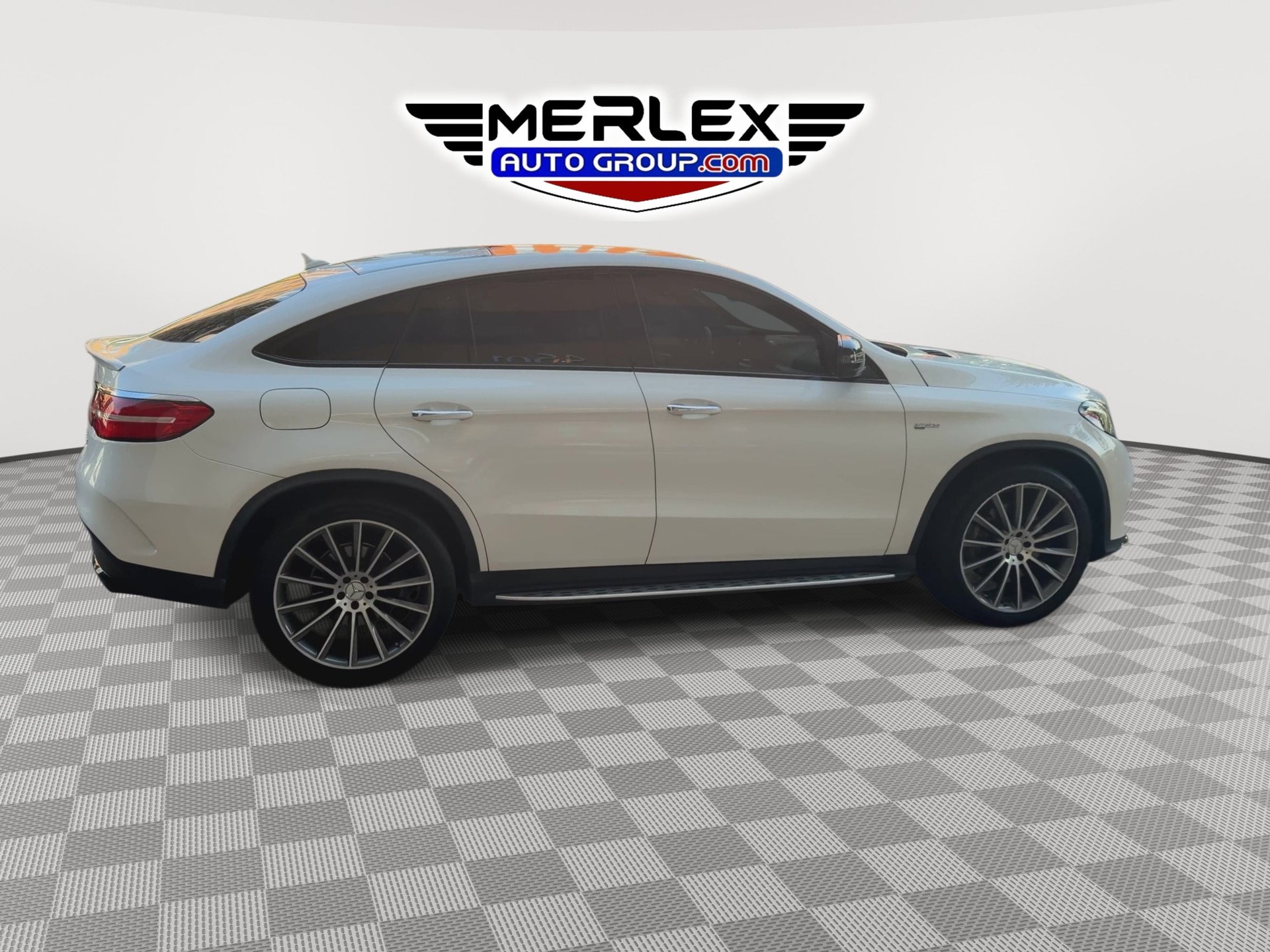 Used 2019 Mercedes-Benz GLE 43 AMG 4MATIC Coupe w/ Premium 2 Package image 9