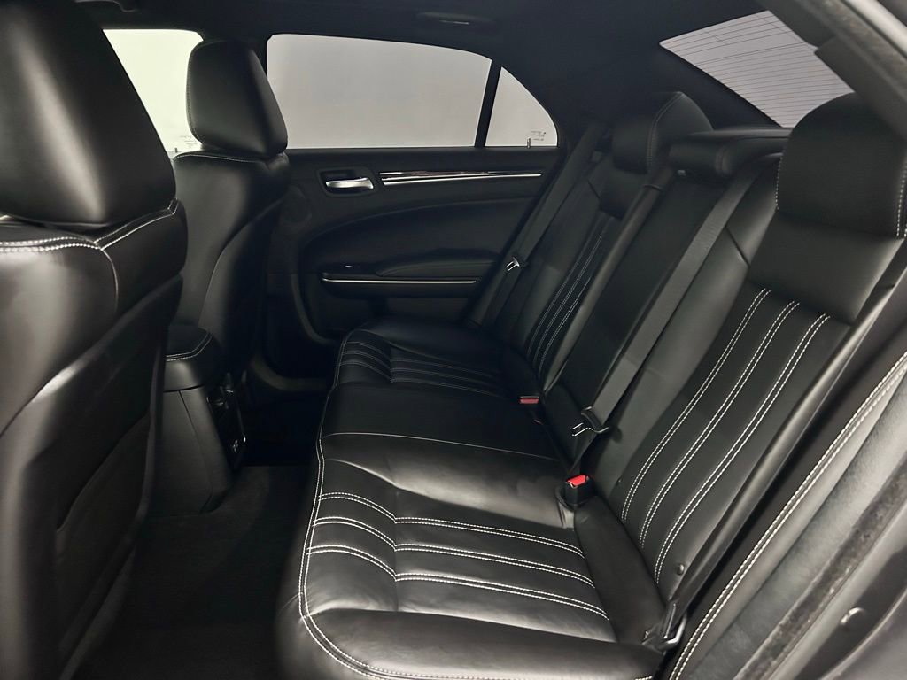 Certified 2022 Chrysler 300 S w/ Safetytec Plus Group RWD image 15