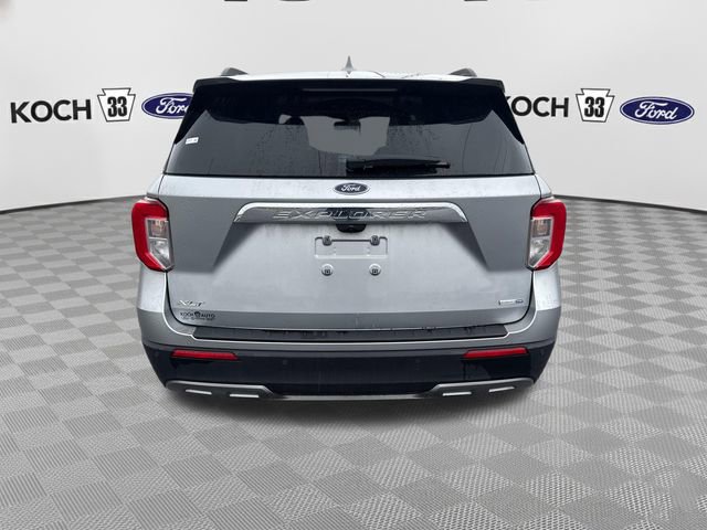 Used 2020 Ford Explorer XLT w/ Equipment Group 202A AWD/4WD image 7