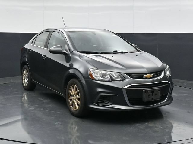 Used 2017 Chevrolet Sonic LT FWD image 4