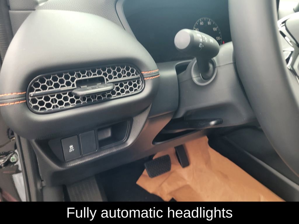 Certified 2026 Honda HR-V Sport image 15