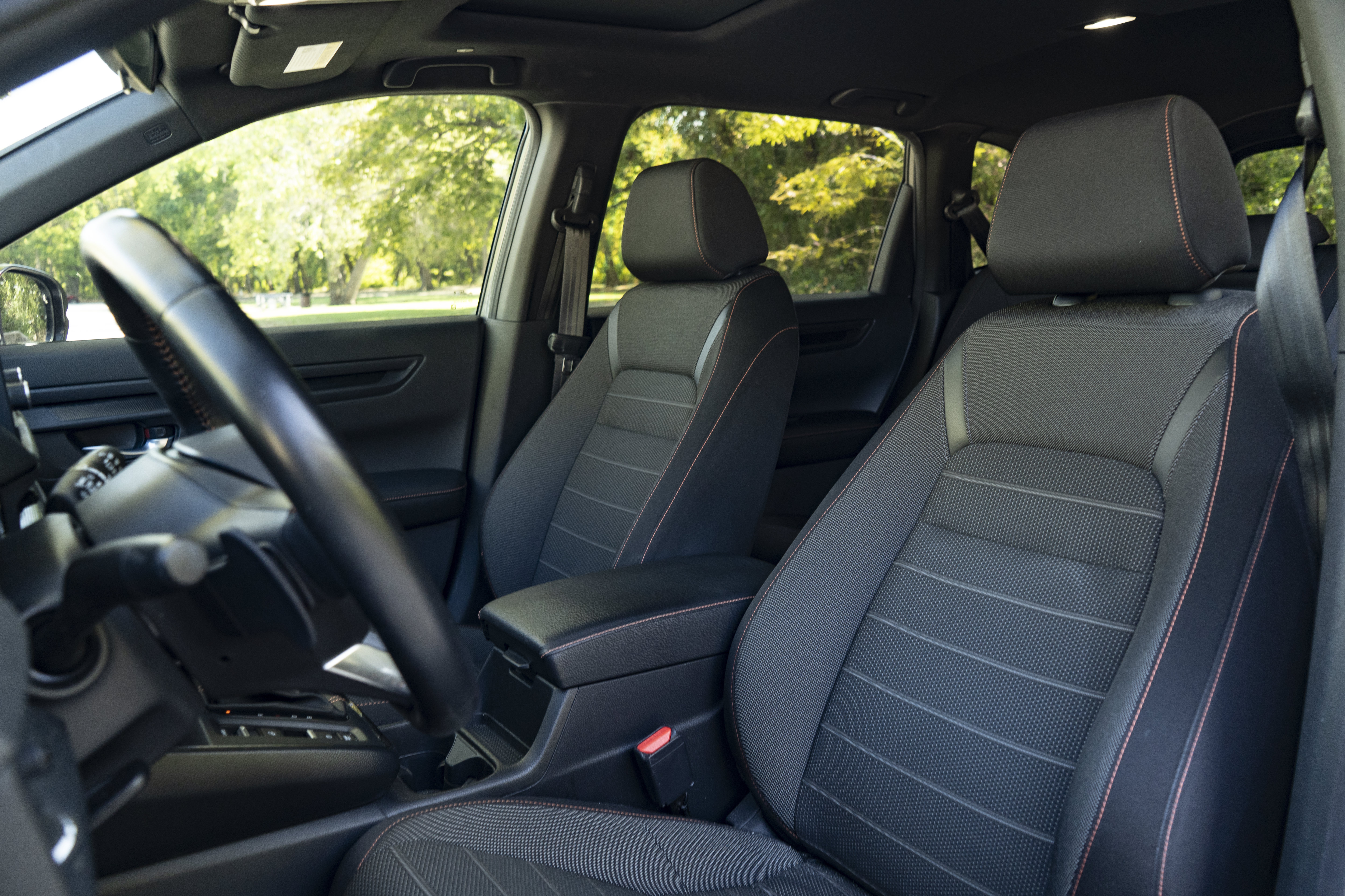 Used 2025 Honda CR-V Sport image 17