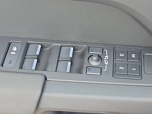 Certified 2025 Land Rover Defender 110 S AWD/4WD image 29
