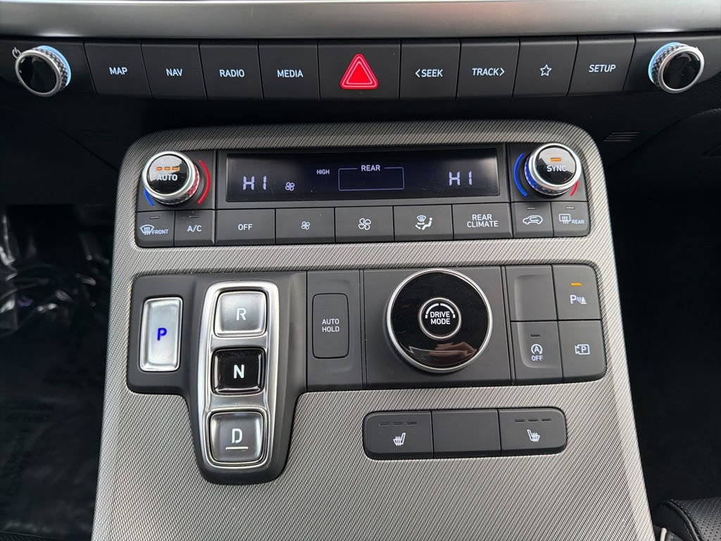 Used 2025 Hyundai Palisade SEL image 32