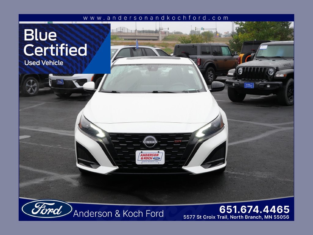 Used 2023 Nissan Altima 2.5 SR w/ SR Premium Package