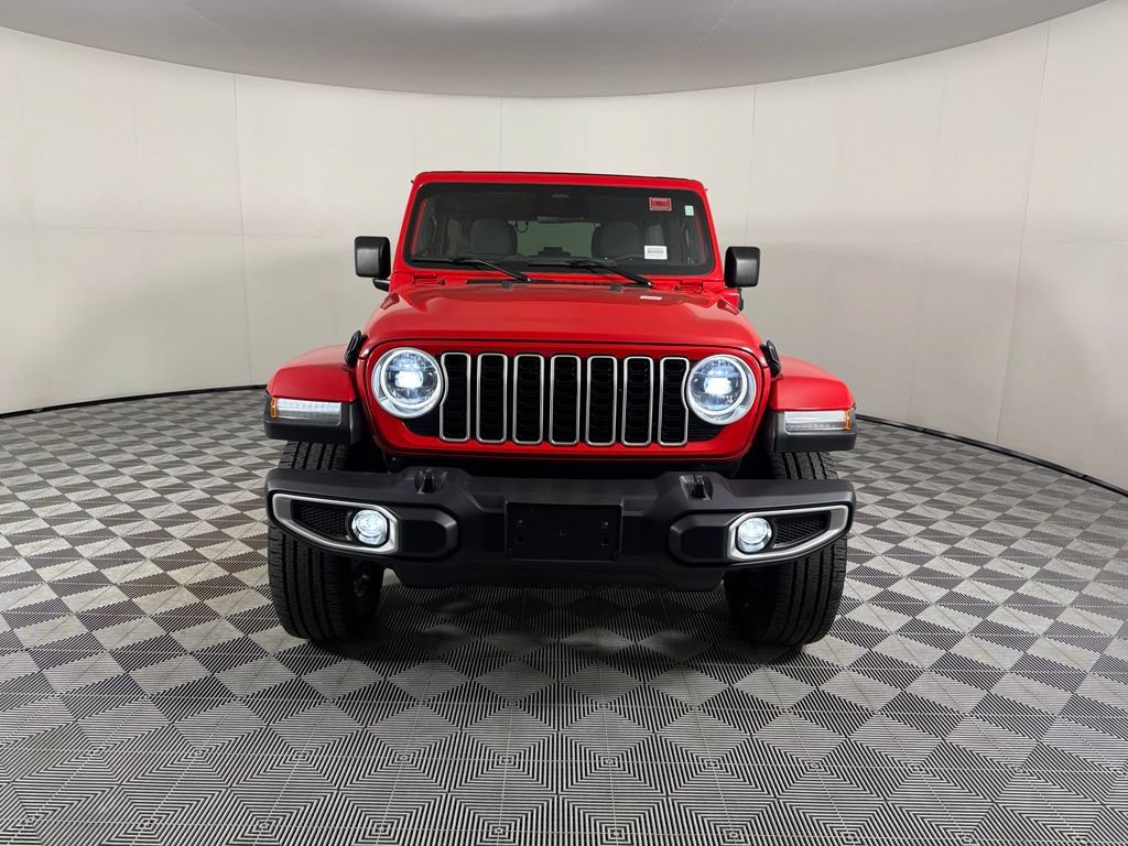 Certified 2025 Jeep Wrangler Unlimited Sahara w/ Safety Group AWD/4WD image 3