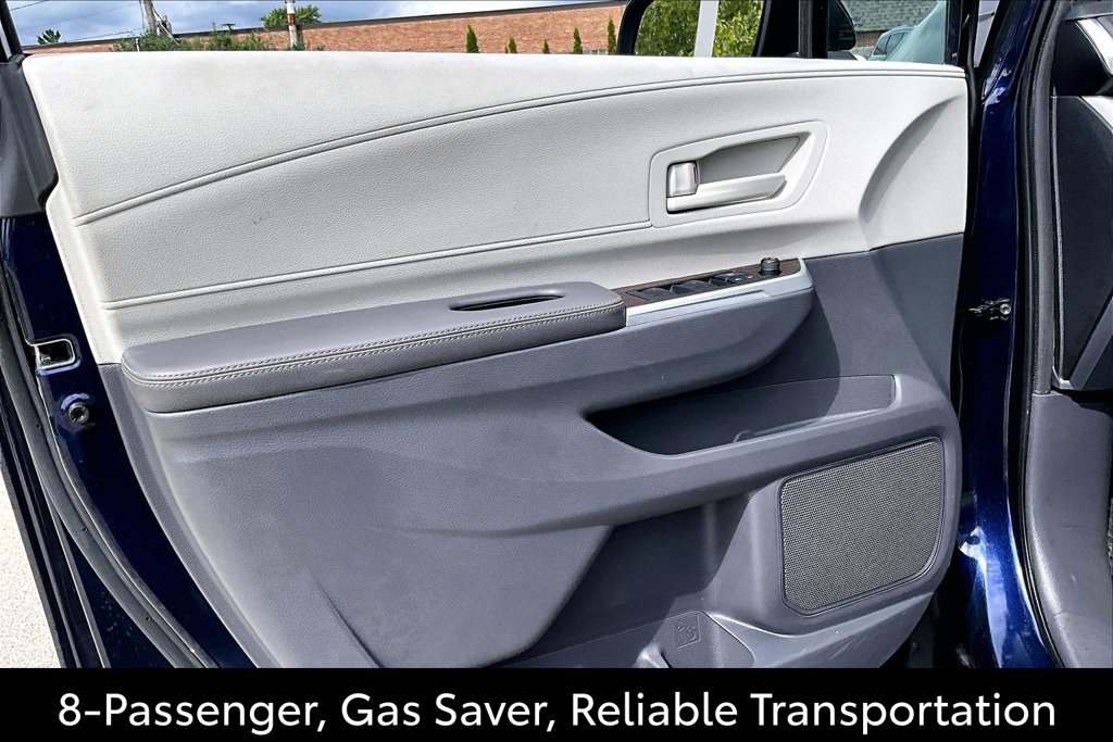 Used 2022 Toyota Sienna LE FWD image 10