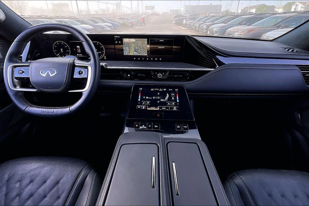 Used 2025 INFINITI QX80 Autograph image 15