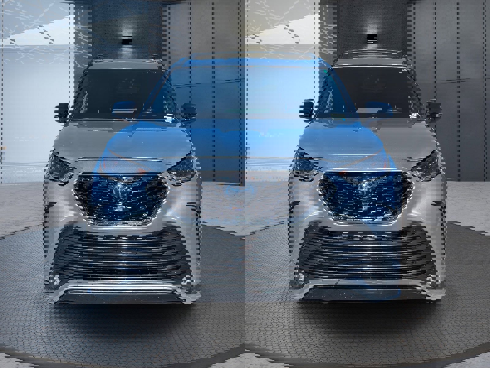 Used 2024 Toyota Highlander XSE image 9