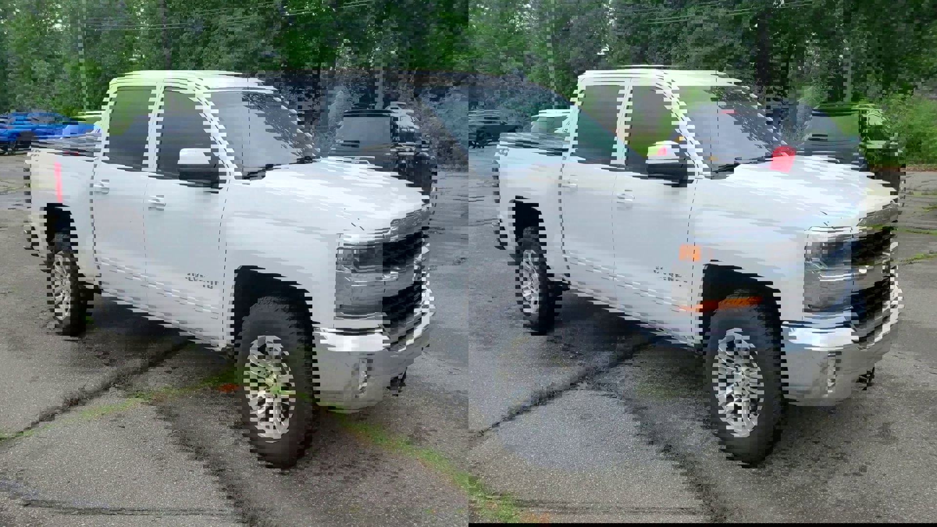 Used 2017 Chevrolet Silverado 1500 LT w/ All Star Edition image 34