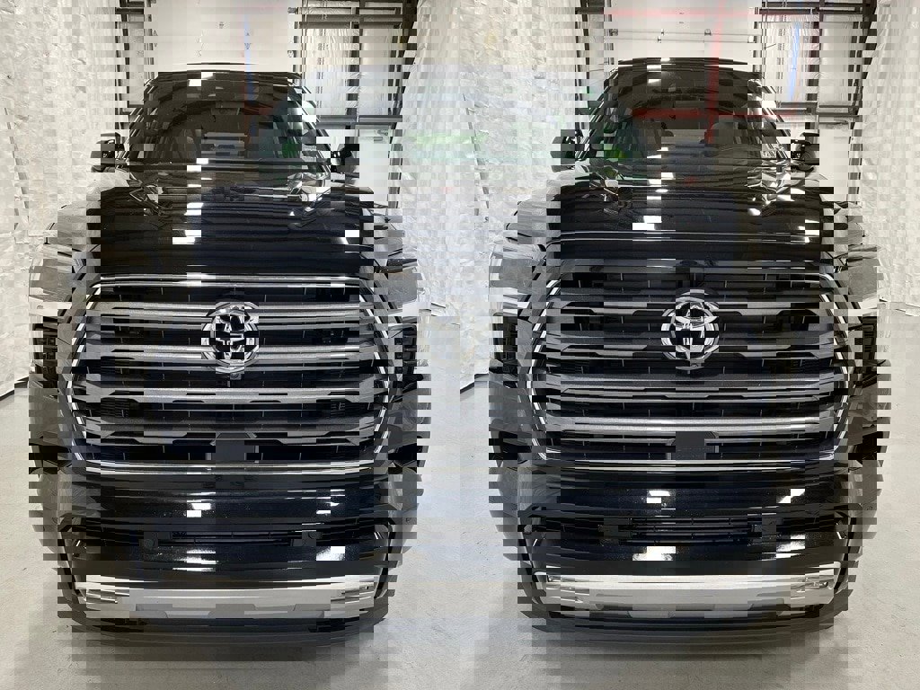 Used 2025 Toyota Sequoia Limited image 2