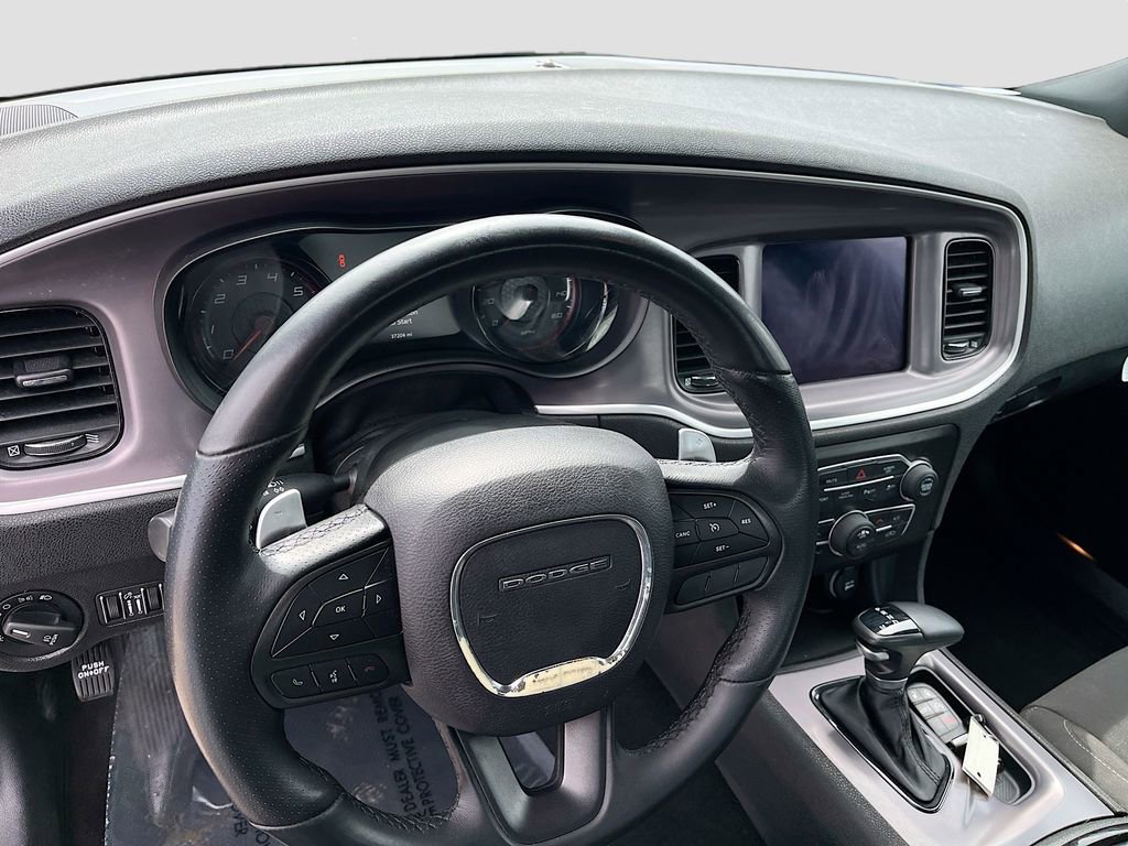 Used 2022 Dodge Charger R/T w/ Blacktop Package image 9