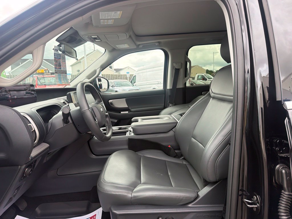 Certified 2026 Ford Expedition Active AWD/4WD image 28