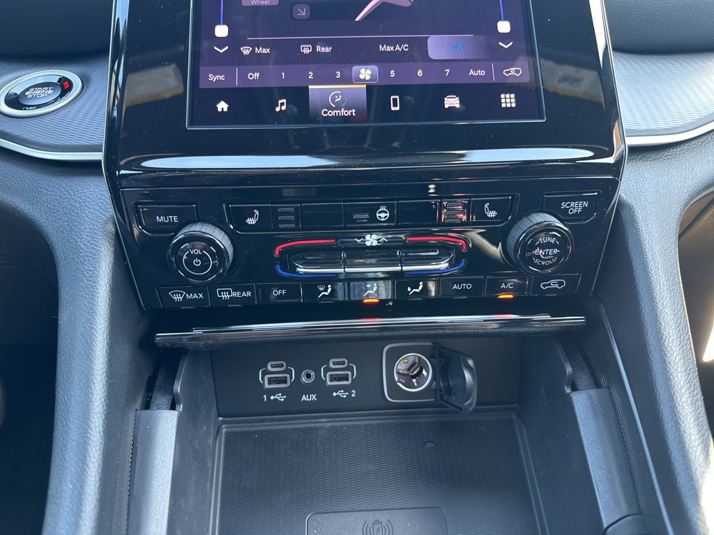 New 2026 Jeep Grand Cherokee Laredo X AWD/4WD image 30