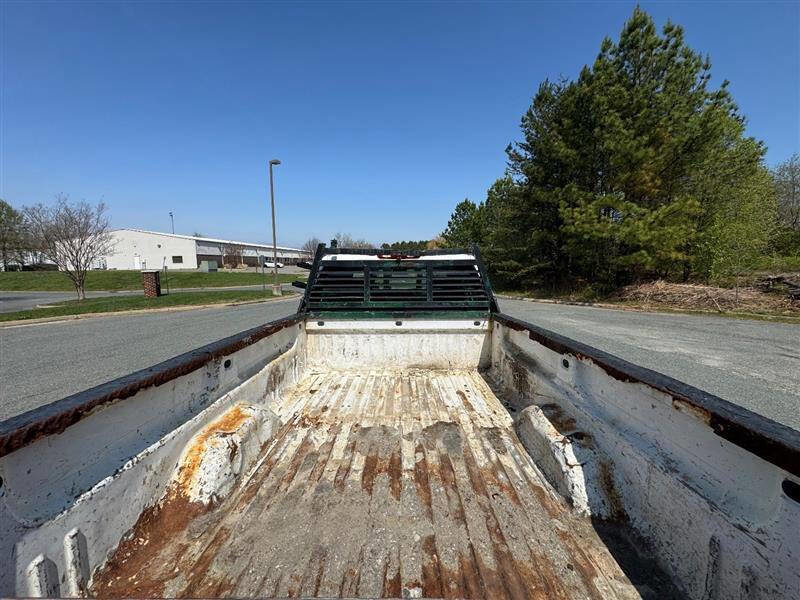 Used 2011 Chevrolet Silverado 3500 W/T image 18