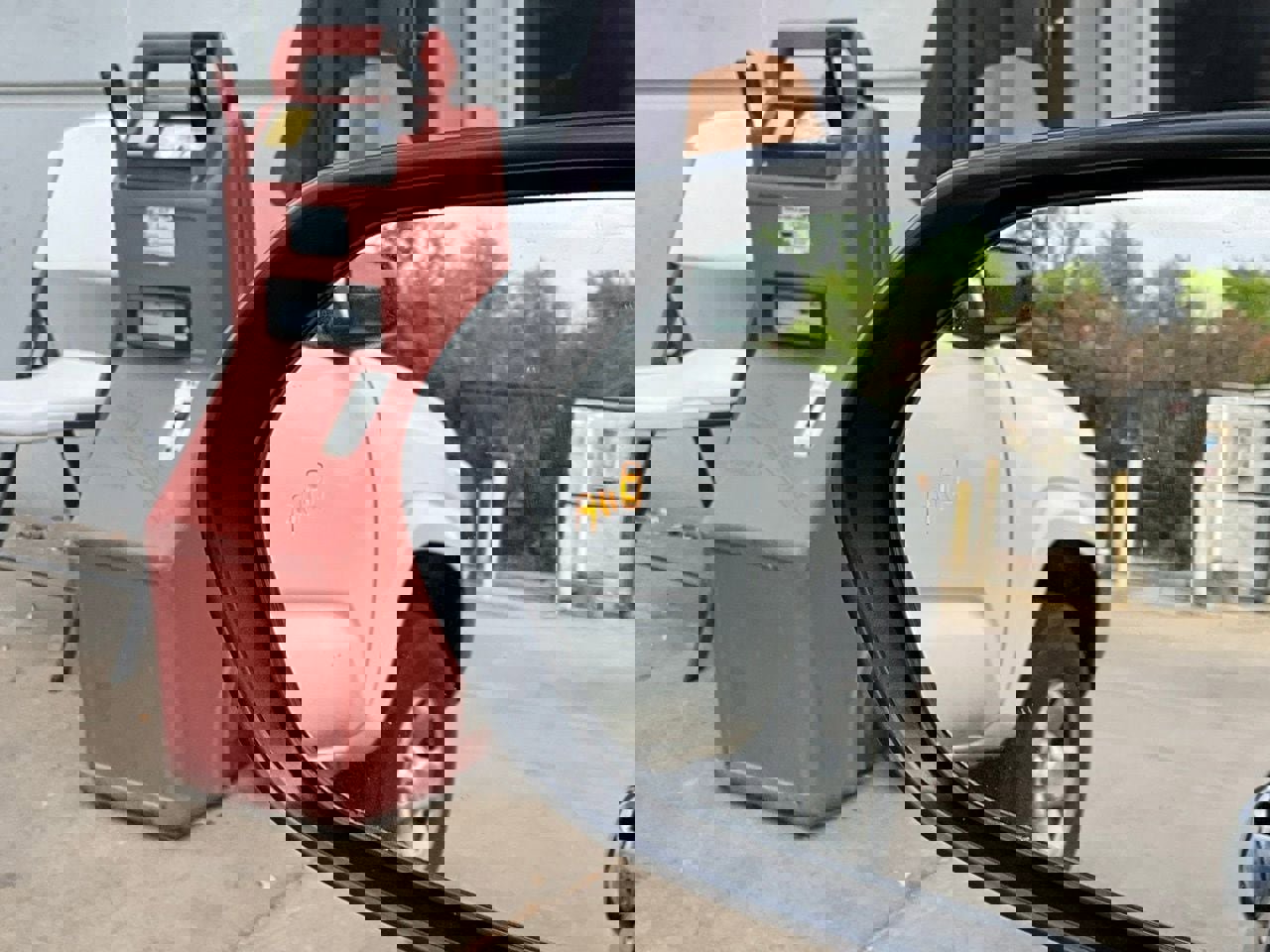 Used 2025 Toyota Camry SE image 20