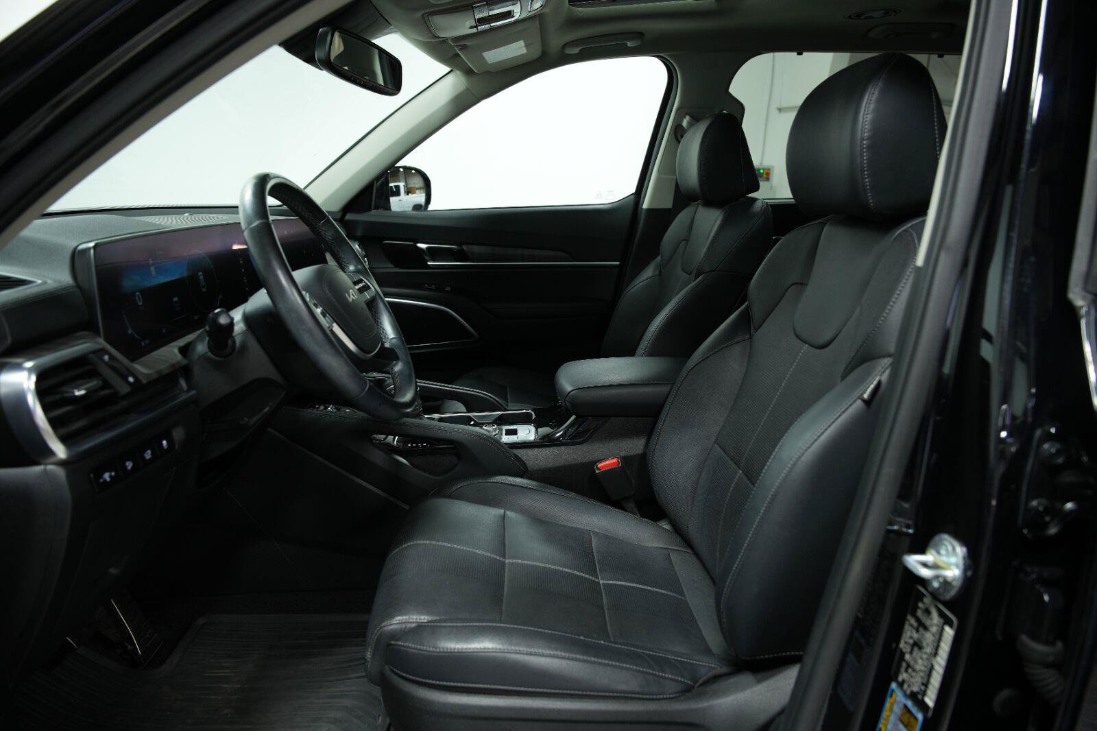 Used 2023 Kia Telluride SX AWD/4WD image 30