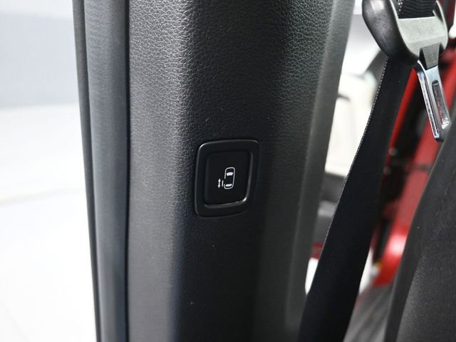 Used 2023 Kia Carnival LX image 26