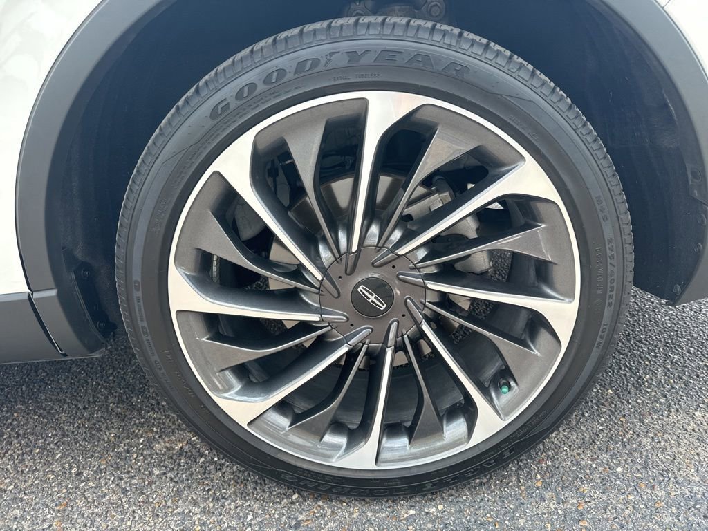 Used 2025 Lincoln Aviator Reserve RWD image 11