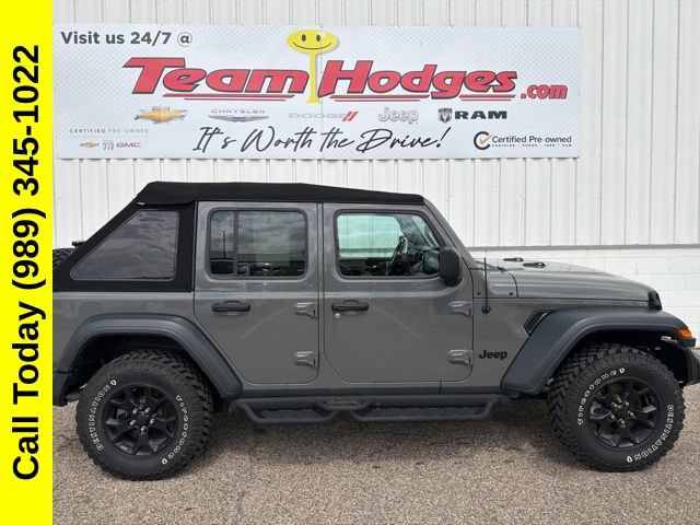 Used 2020 Jeep Wrangler Unlimited Sport AWD/4WD image 2