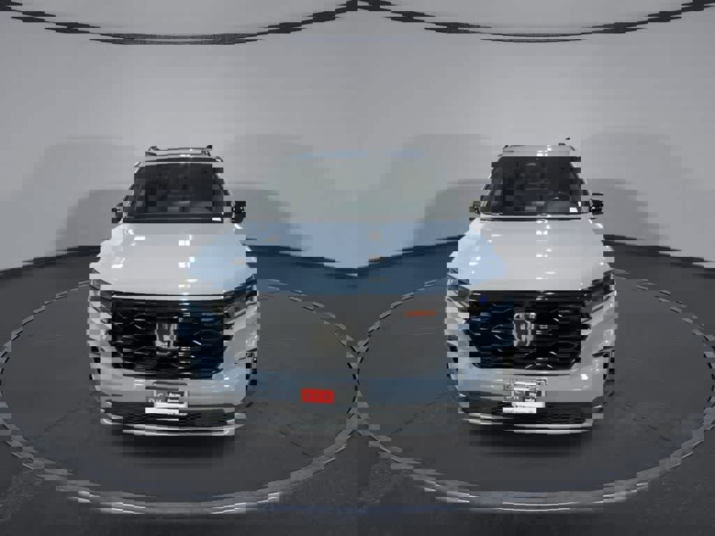 Used 2024 Honda Pilot TrailSport image 3