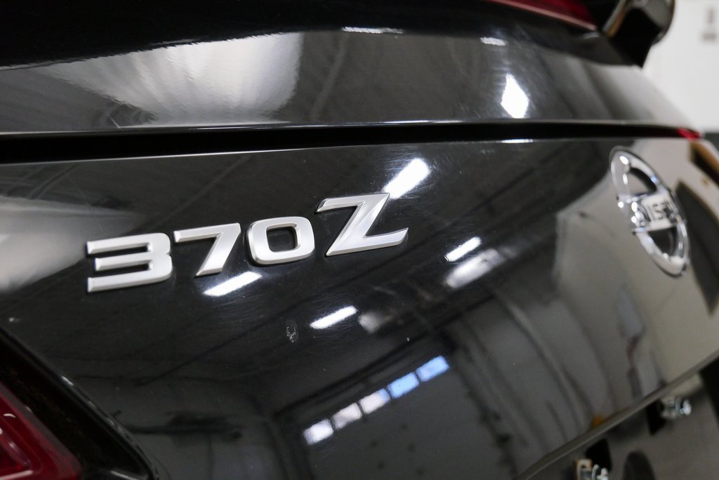 Used 2016 Nissan 370Z w/ Sport Package image 10