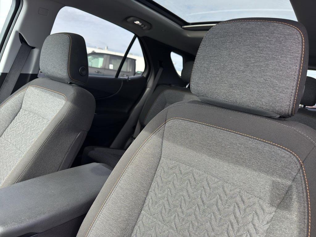 Used 2022 Chevrolet Equinox LT image 27