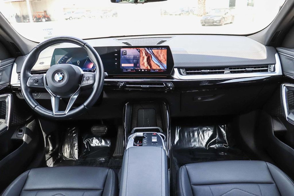 Used 2024 BMW X2 xDrive28i w/ Convenience Package AWD/4WD image 13