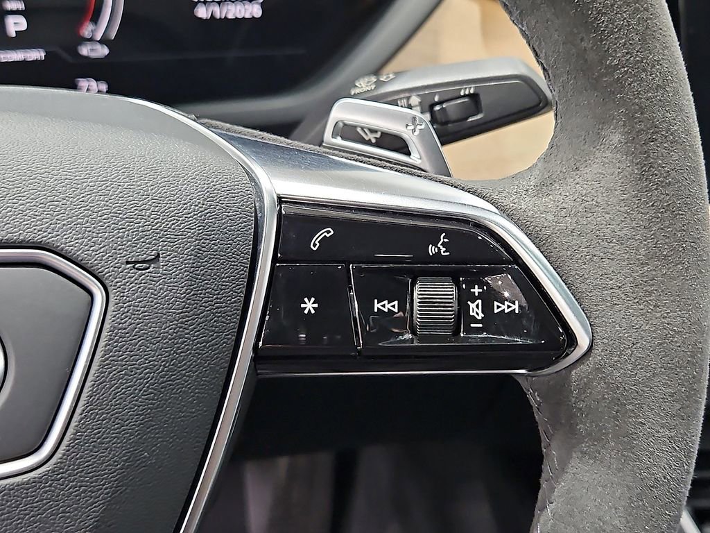 Used 2023 Audi e-tron GT Premium Plus image 24