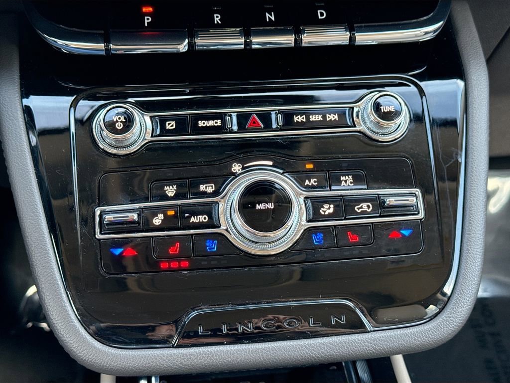 Used 2022 Lincoln Corsair Reserve w/ Equipment Group 201A image 36