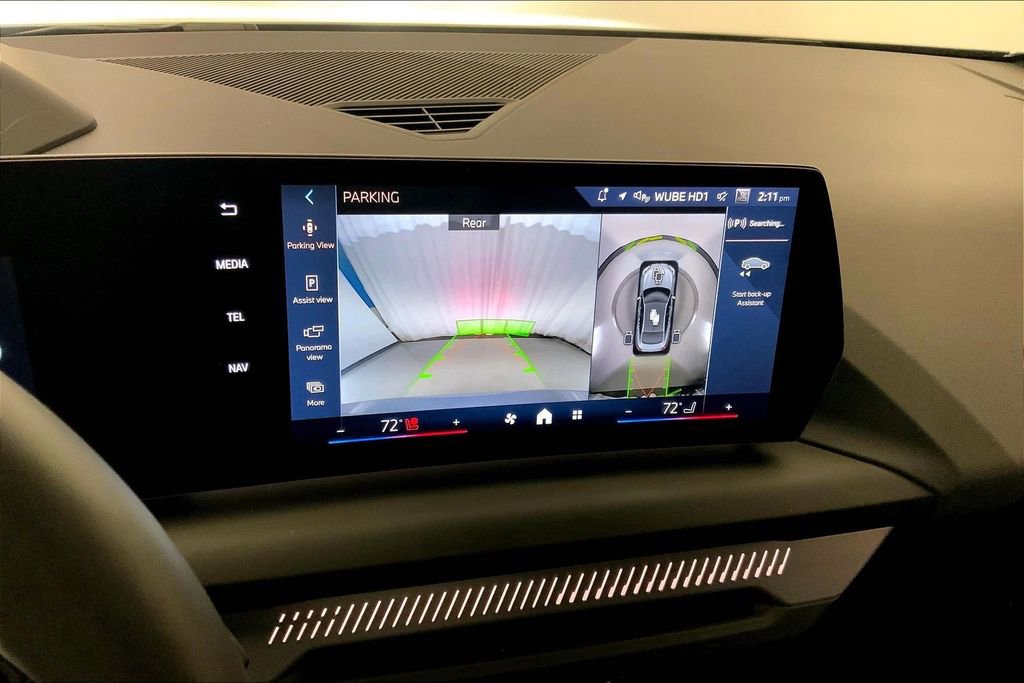 Certified 2025 BMW 228i xDrive w/ Premium Package image 17