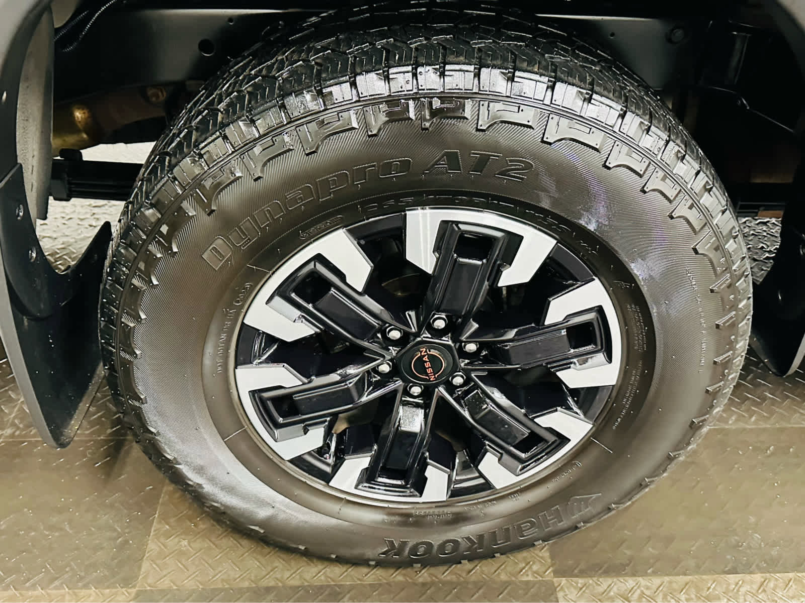 Used 2023 Nissan Frontier PRO-4X w/ Pro Convenience Package image 26