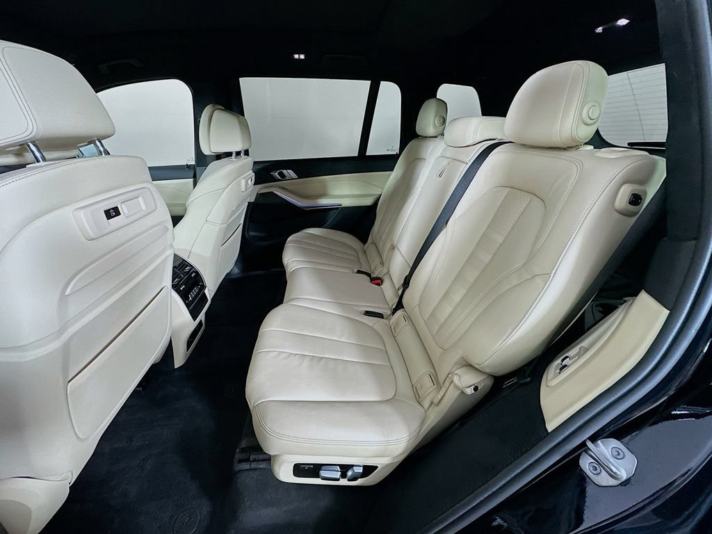 Used 2022 BMW X7 xDrive40i w/ Premium Package AWD/4WD image 33