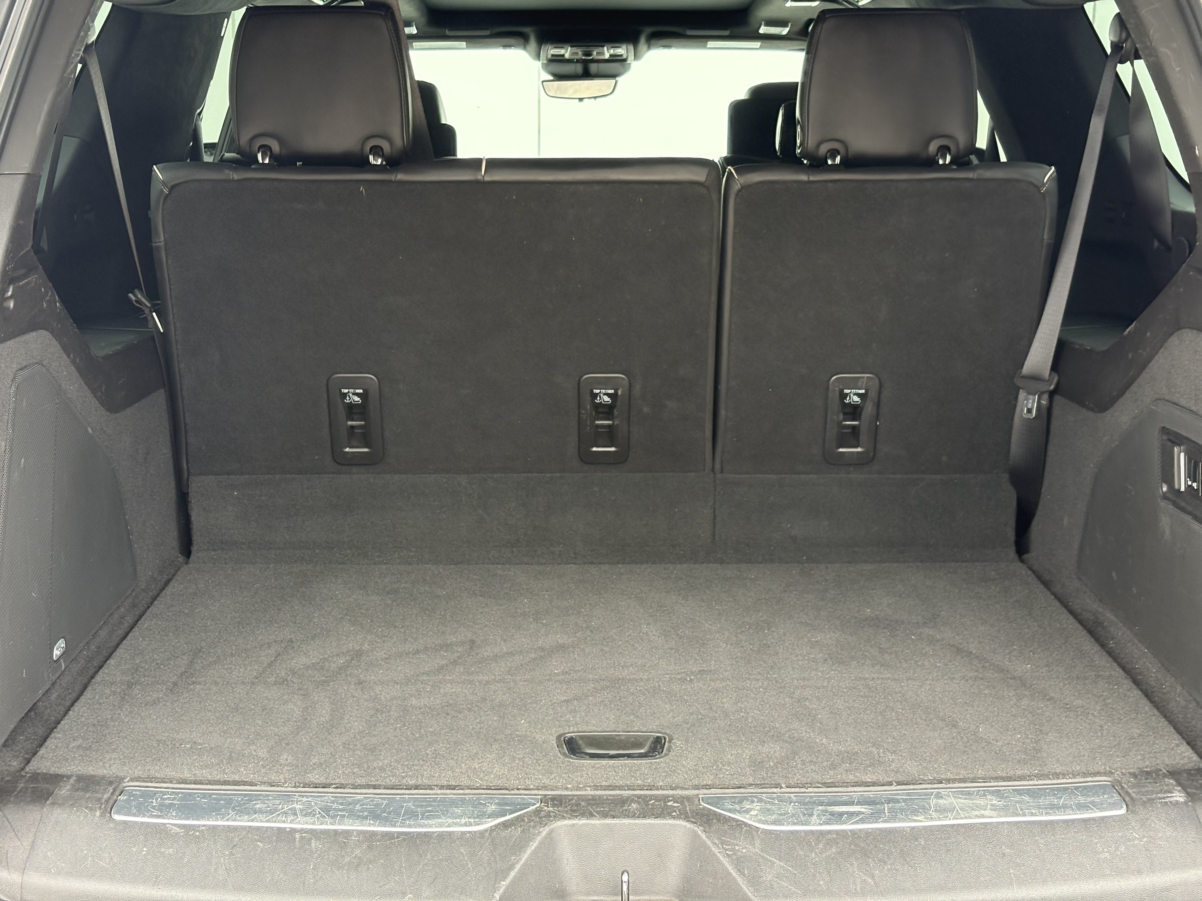 Used 2021 Cadillac Escalade ESV Sport Platinum AWD/4WD image 9