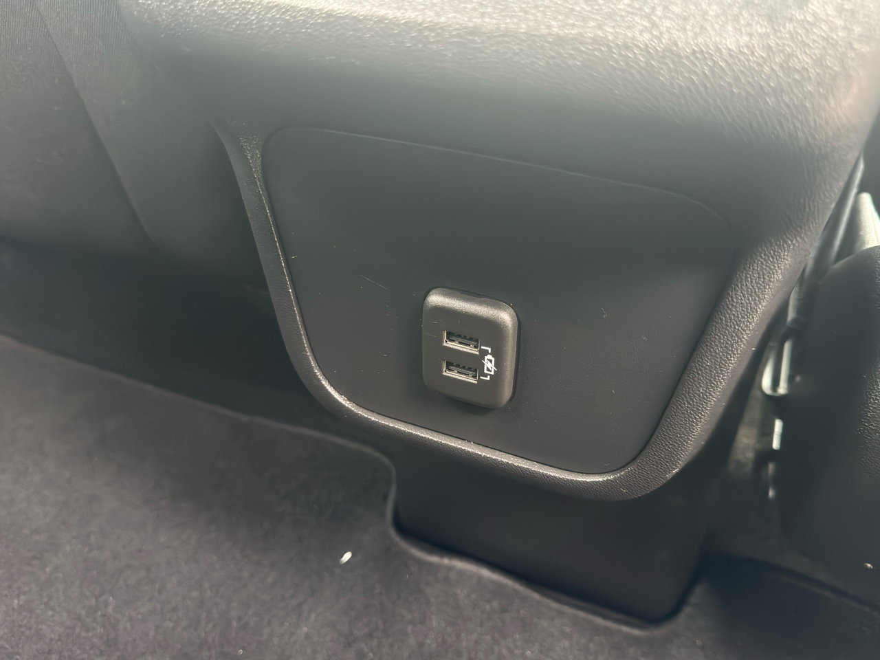 Used 2021 Chevrolet Equinox LT image 38