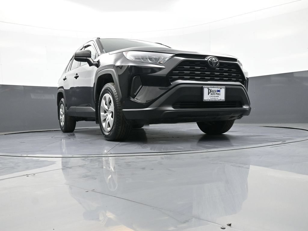 Used 2019 Toyota RAV4 LE w/ All Weather Liner Package AWD/4WD image 27