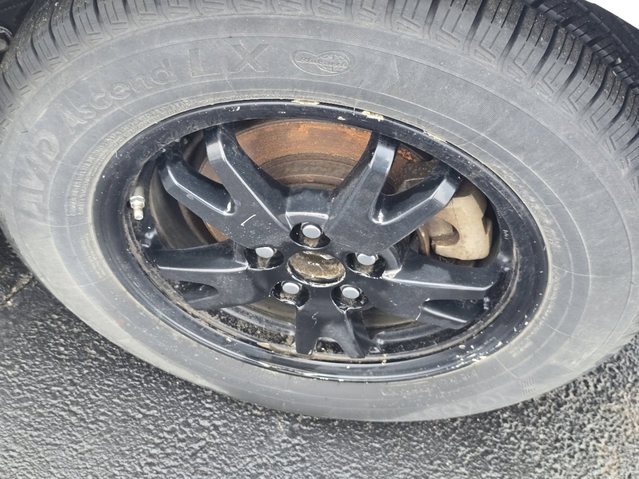 Used 2012 Toyota Prius Three w/ Solar Roof Pkg image 10