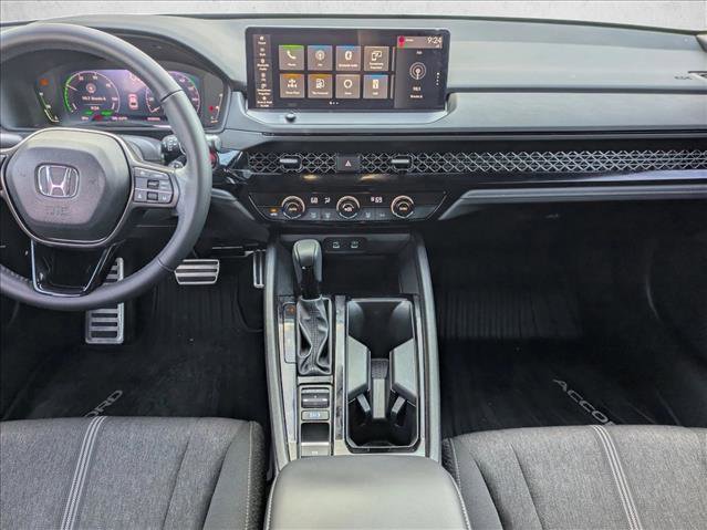 Used 2024 Honda Accord Sport image 17