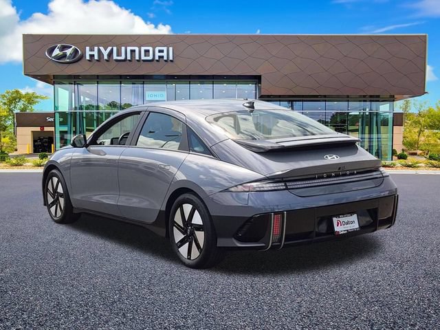 Used 2025 Hyundai Ioniq 6 SE RWD image 6